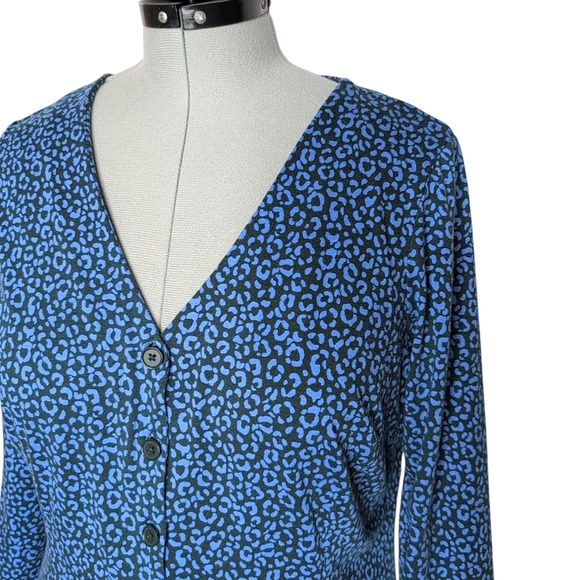 Boden Fleur Jersey Knit Blue Button Front Top with 3/4 Sleeves, women's size 14 - Picture 7 of 8